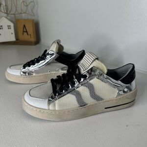 Designer Italian Piranha Sneaker Casual Blackk and White - size 38 EU US 8